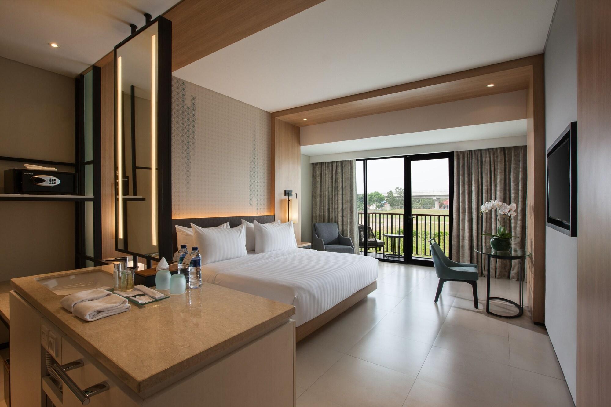 Hotel Santika Premiere Bandara Palembang Extérieur photo