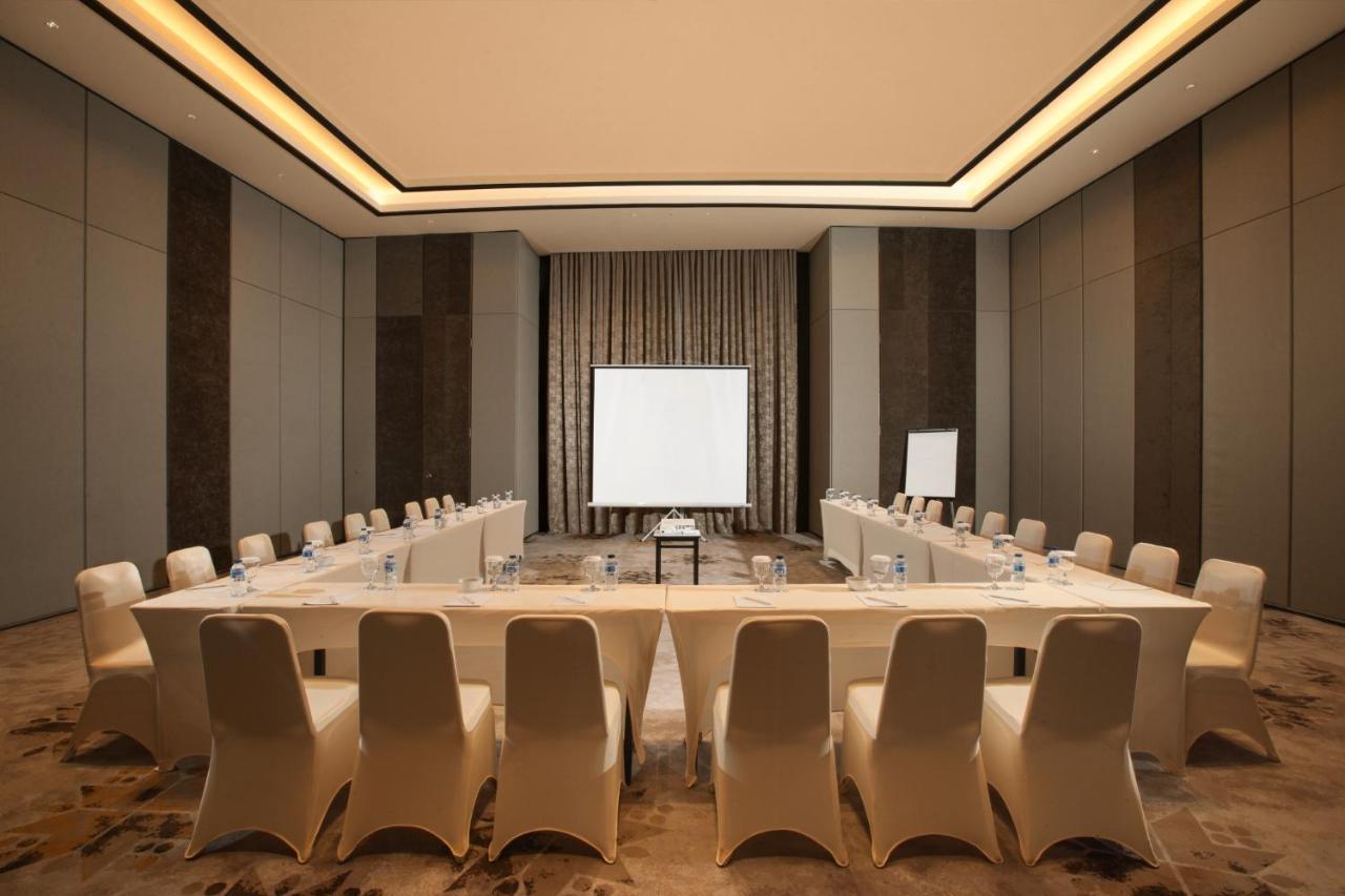 Hotel Santika Premiere Bandara Palembang Extérieur photo
